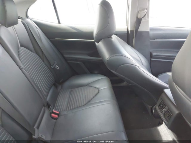 4T1B11HK5JU623766 Toyota CAMRY SE