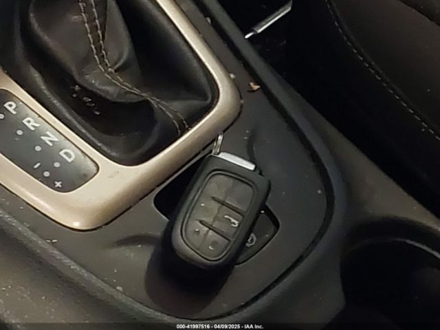 1C4PJMCS5GW373641 Jeep Cherokee Latitude