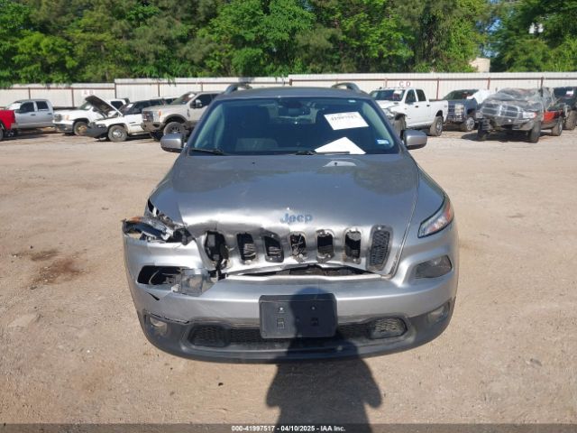 1C4PJMCB3GW231806 Jeep Cherokee Latitude