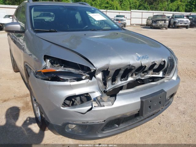 1C4PJMCB3GW231806 Jeep Cherokee Latitude