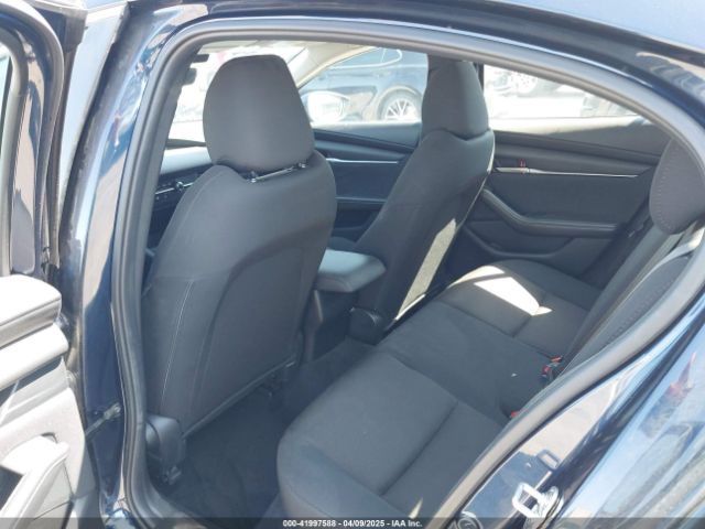3MZBPAAMXRM421243 Mazda Mazda3 2.5 S