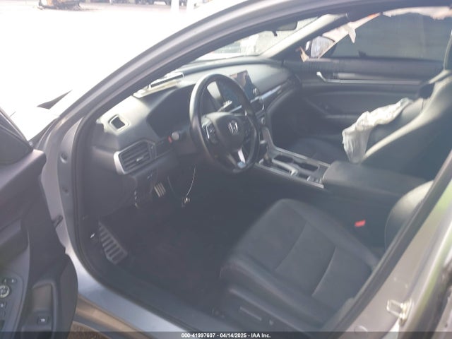 1HGCV1F3XKA043815 Honda Accord Sport