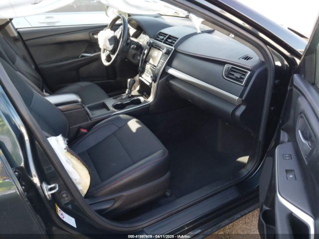 4T1BF1FK2GU220857 Toyota CAMRY SE