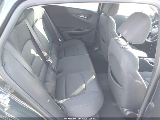 1G1ZE5ST9GF302738 Chevrolet MALIBU 1LT