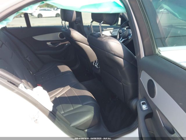 55SWF8DB5KU320503 Mercedes-Benz C 300