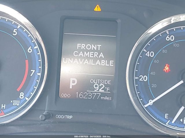 5YFBURHE1HP660261 Toyota COROLLA LE