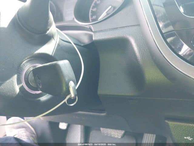 4T1G11AK0RU208365 Toyota CAMRY SE