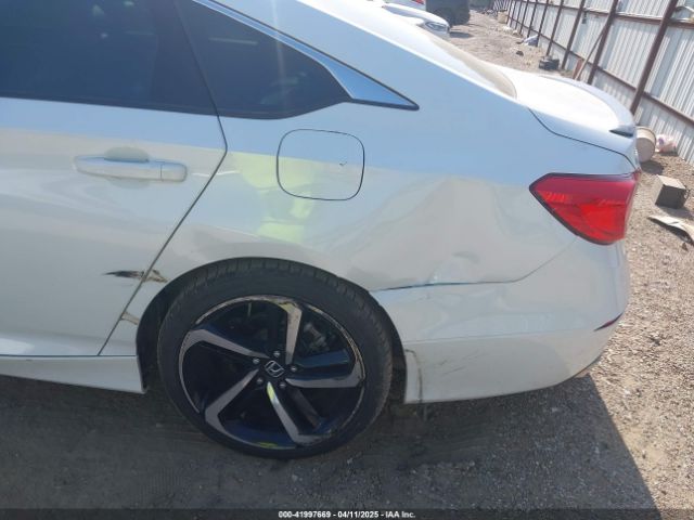 1HGCV1F31NA101167 Honda l15be