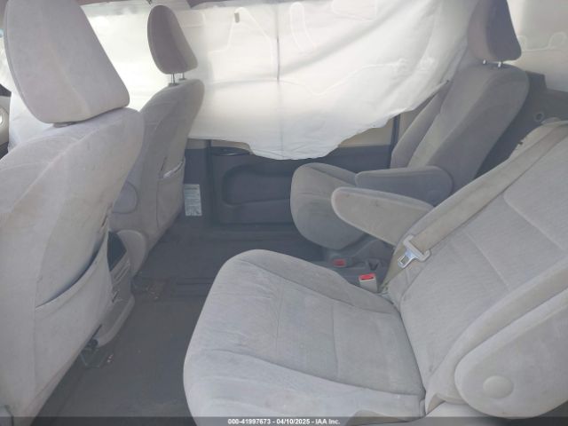 5TDKK3DC2FS590667 Toyota Sienna Le 8 Passenger