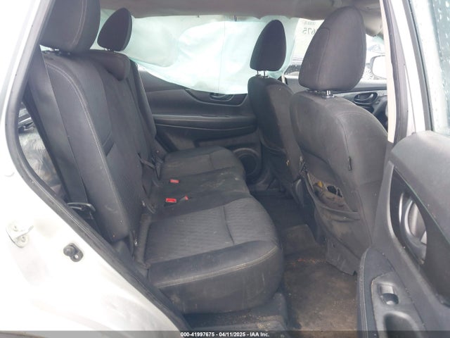 KNMAT2MT5LP528768 Nissan Rogue S Fwd