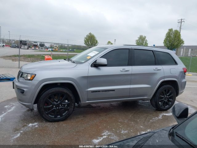 1C4RJFAG9KC854800 Jeep Grand Cherokee Altitude 4x4
