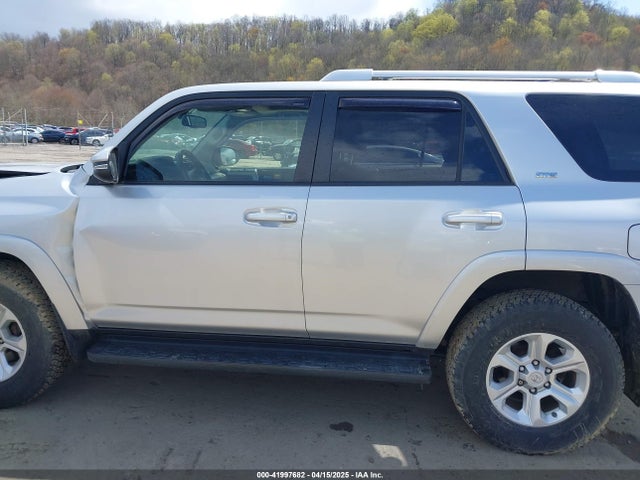 Toyota 4runner Sr5 Premium 2016 JTEBU5JR5G5345167 Image 14