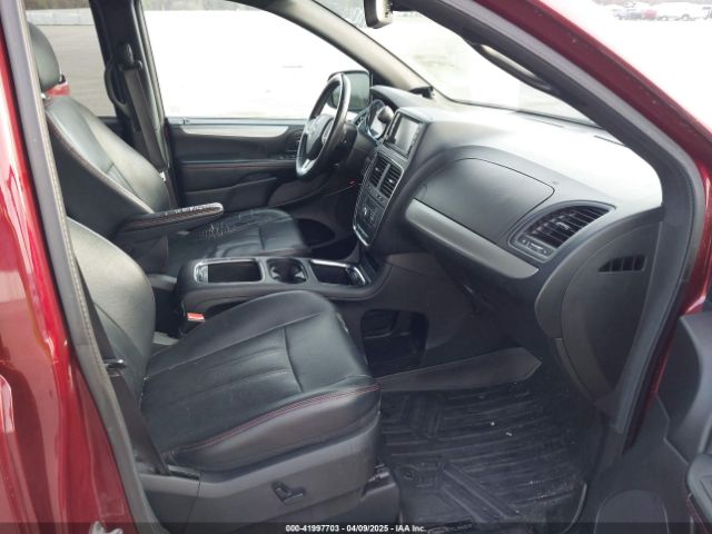 2C4RDGEG1KR671292 Dodge Grand Caravan Gt