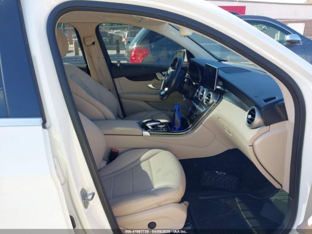 2016 MERCEDES-BENZ GLC 300 WDC0G4KB1GF086647 Photo 4