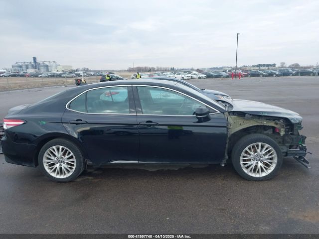 4T1B21HK0KU013174 Toyota Camry Hybrid Xle