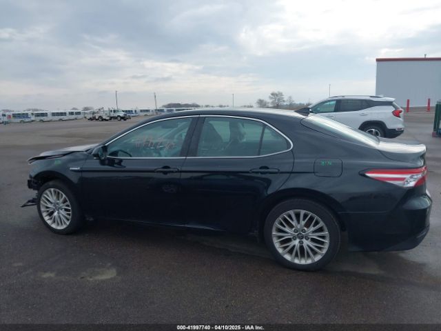 4T1B21HK0KU013174 Toyota Camry Hybrid Xle
