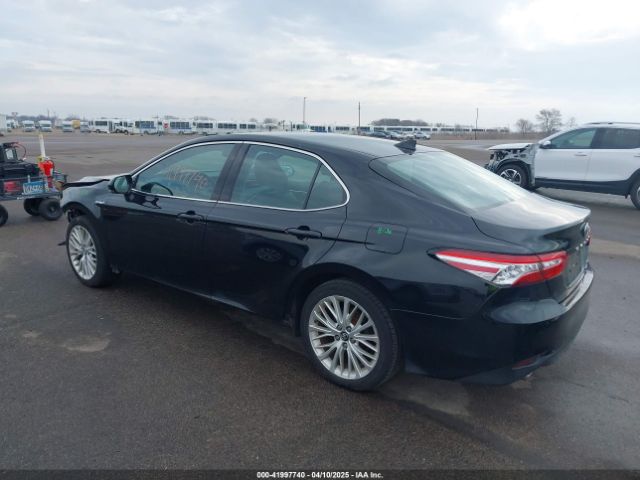 4T1B21HK0KU013174 Toyota Camry Hybrid Xle
