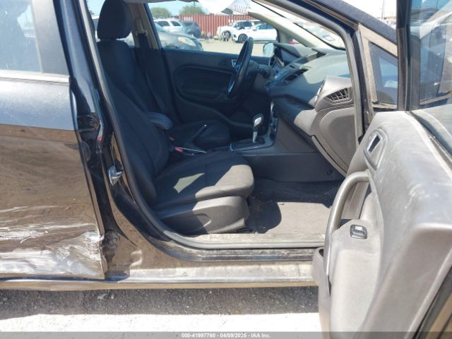 3FADP4EJXFM190262 Ford FIESTA SE