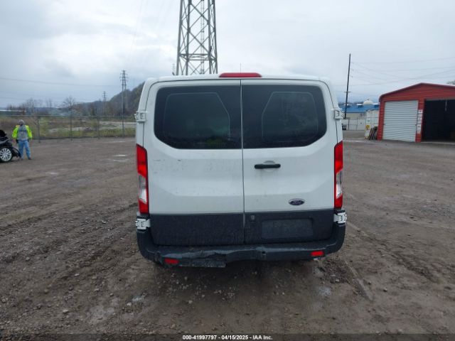 1FTYR1ZM8GKB37562 Ford Transit-250