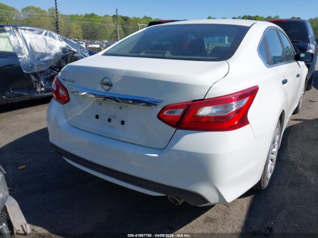 1N4AL3AP3HN336285 Nissan Altima 2.5 S