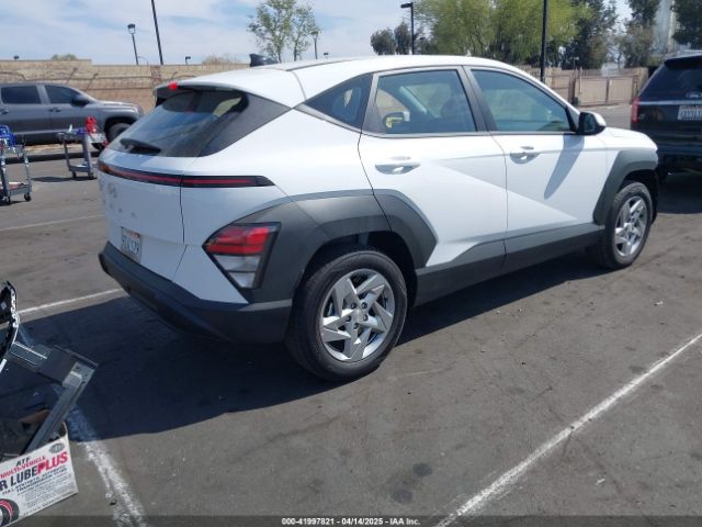 KM8HA3AB9SU260938 Hyundai Kona Se