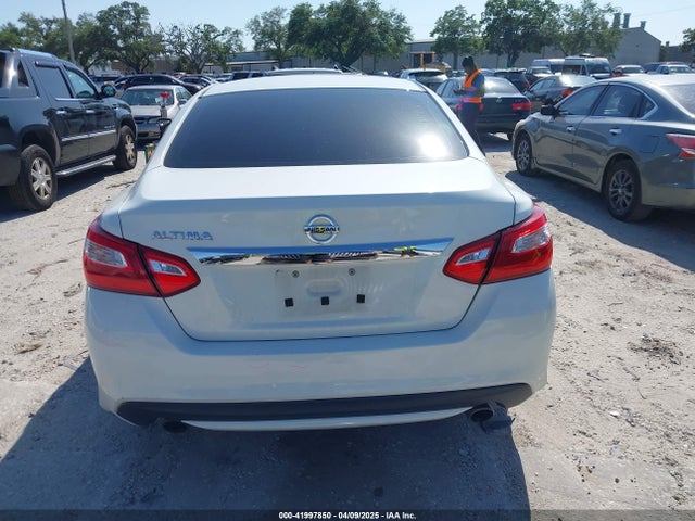 1N4AL3AP6HN317522 Nissan Altima 2.5 S
