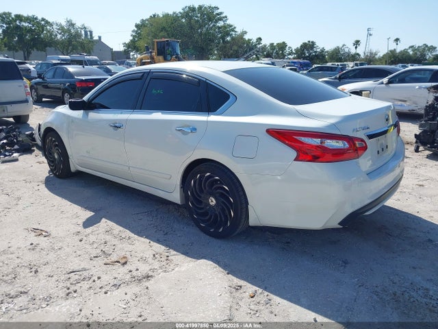 1N4AL3AP6HN317522 Nissan Altima 2.5 S