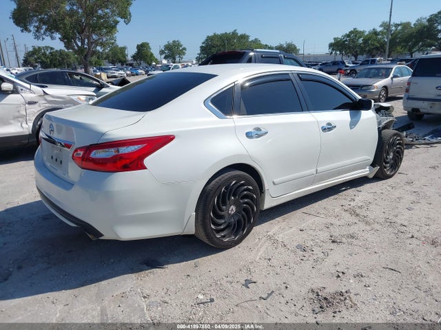 1N4AL3AP6HN317522 Nissan Altima 2.5 S