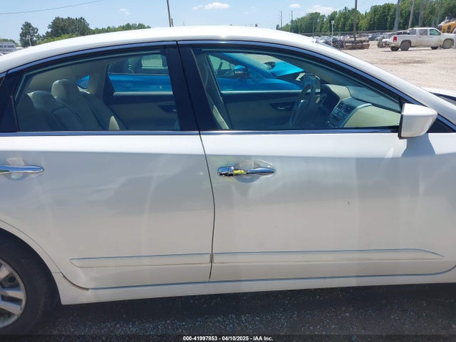 1N4AL3AP5EN240380 Nissan Altima 2.5 S