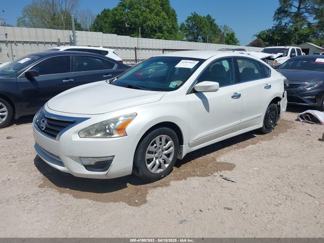 1N4AL3AP5EN240380 Nissan Altima 2.5 S