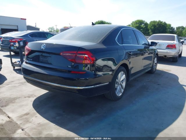 1VWBA7A38JC013471 Volkswagen Passat 2.0t Se
