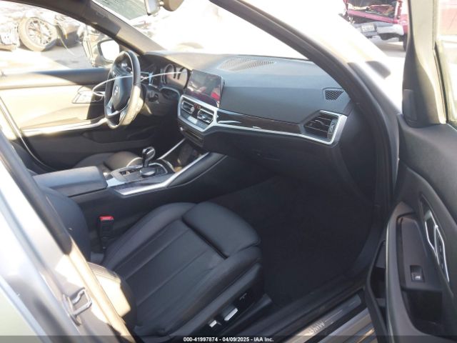 WBA5R1C57KAK11666 BMW 330I