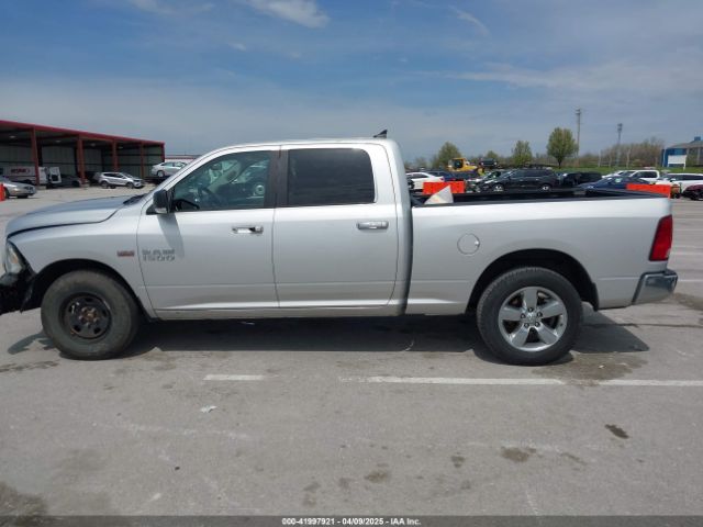 1C6RR7TT1HS822776 RAM 1500 Big Horn  4x4 6'4 Box