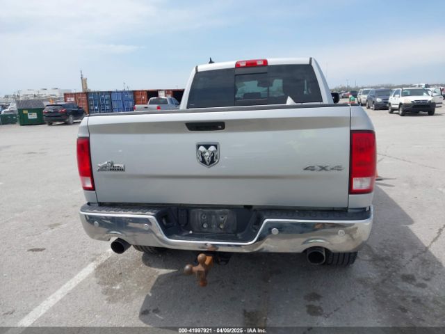1C6RR7TT1HS822776 RAM 1500 Big Horn  4x4 6'4 Box