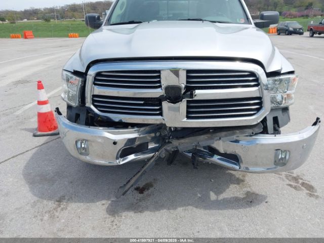 1C6RR7TT1HS822776 RAM 1500 Big Horn  4x4 6'4 Box