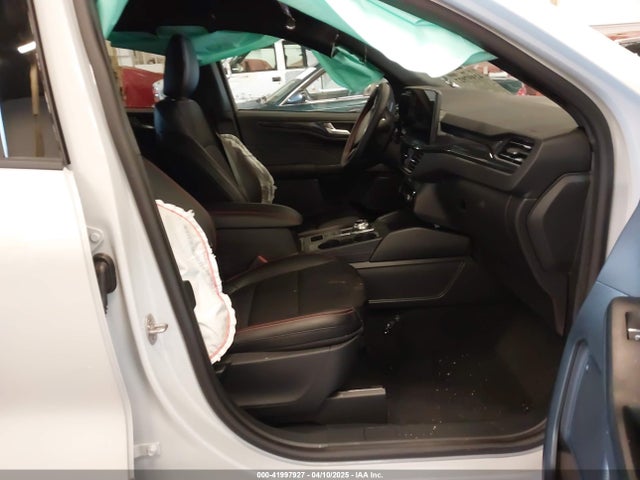 1FMCU9NZ9SUA36371 Ford Escape St-line Select