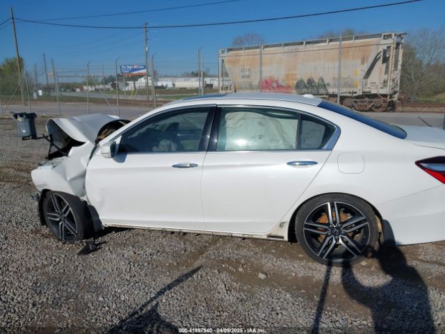 1HGCR3F97GA013036 Honda Accord Touring