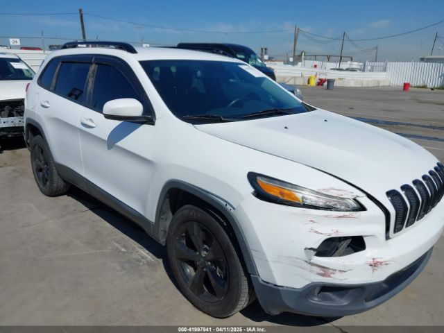 1C4PJLCB9GW107422 Jeep Cherokee Altitude