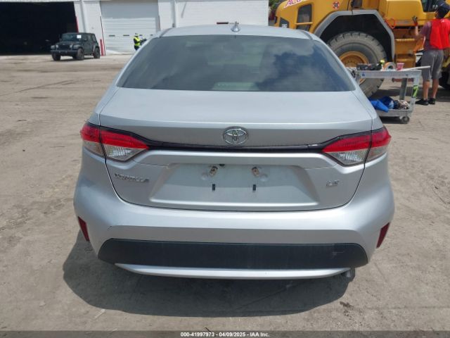 JTDEPMAE9NJ217079 Toyota COROLLA LE