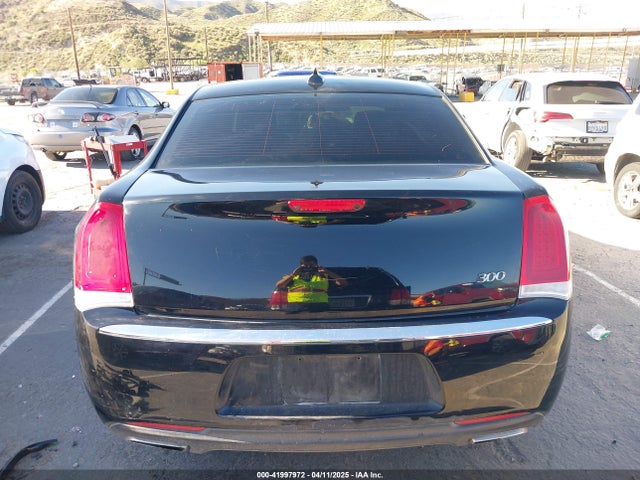 2C3CCAEG0FH872235 Chrysler 300