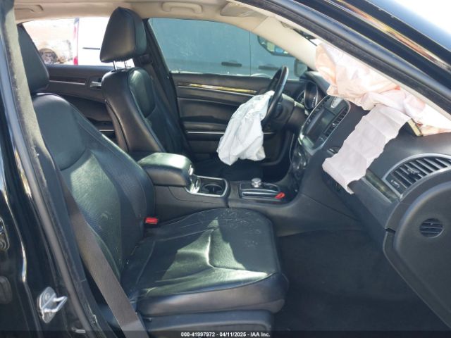 2015 CHRYSLER 300C 2C3CCAEG0FH872235 Photo 4