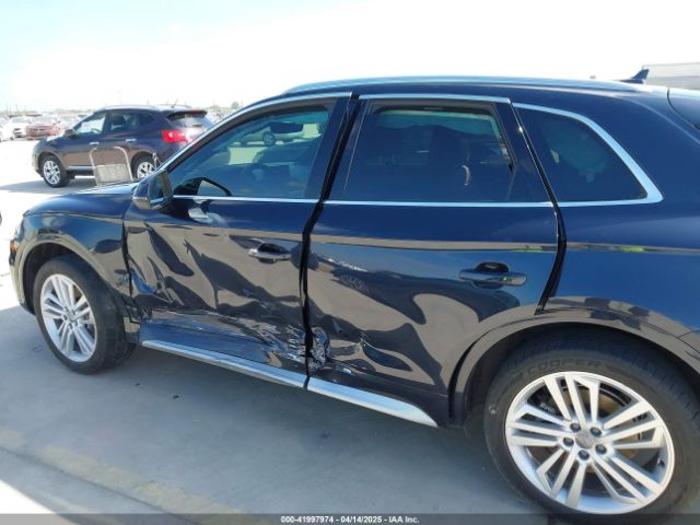 WA1BNAFY7K2022057 Audi Q5 45 Premium