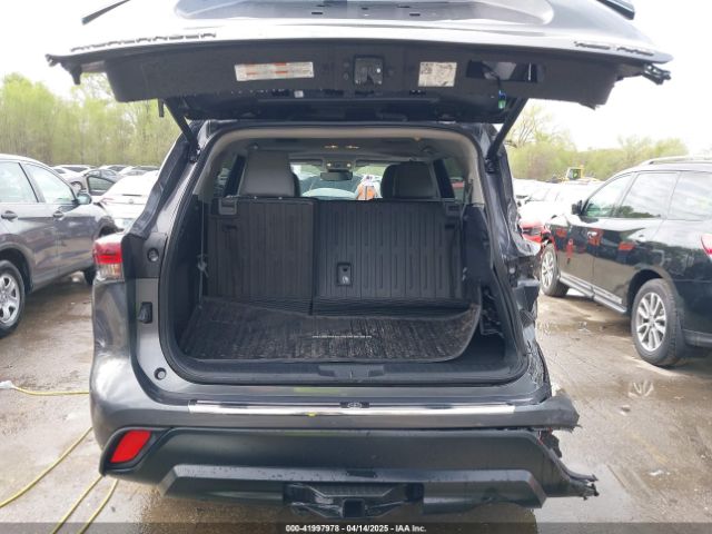 5TDKDRBH3RS569231 Toyota Highlander Xle