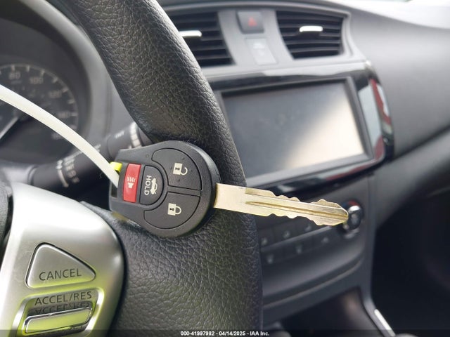 3N1AB7AP4KY322090 Nissan SENTRA S