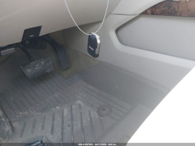 1GKS2HKJ8GR252791 GMC YUKON XL DENALI