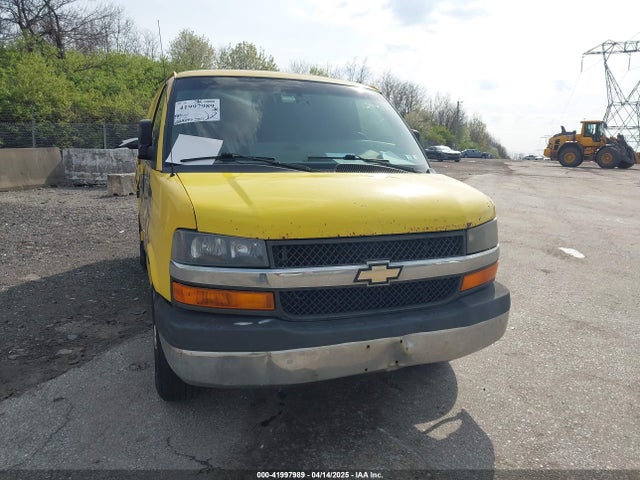 1GCWGFCF2F1127439 Chevrolet Express 2500 Work Van