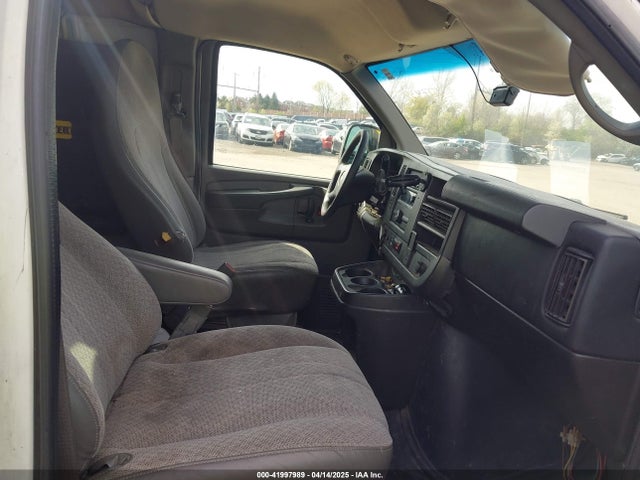1GCWGFCF2F1127439 Chevrolet Express 2500 Work Van