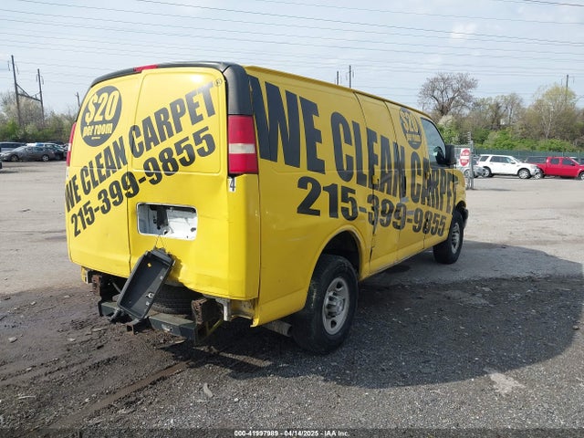 1GCWGFCF2F1127439 Chevrolet Express 2500 Work Van