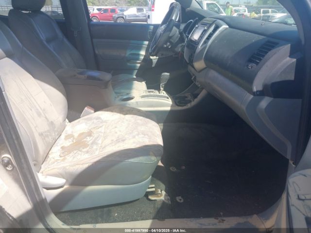 5TFLU4EN6FX112735 Toyota Tacoma Base V6