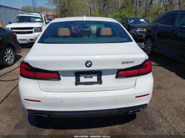 WBA53BH01MWW96851 BMW 530I